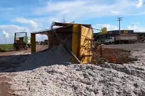 acidente-grave-na-br-364-causa-lentidao-e-riscos-em-campo-novo-do-parecis