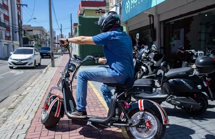 ciclomotores-terao-exigencia-de-emplacamento-e-licenciamento-obrigatorio-a-partir-de-2026