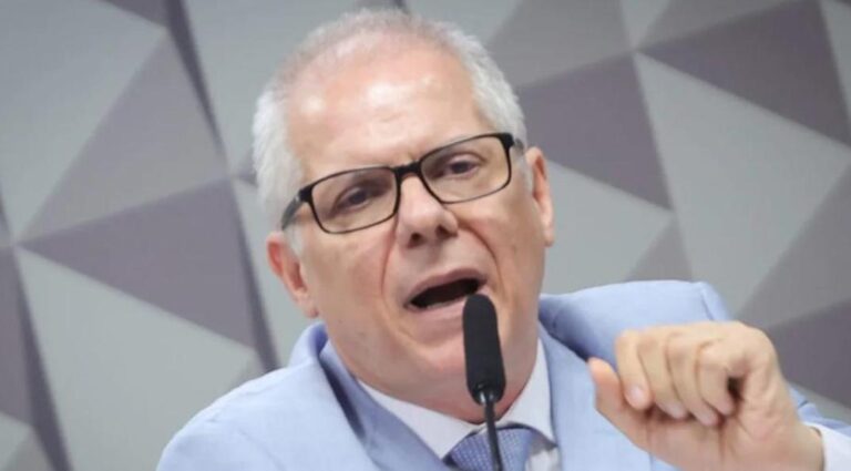 ex-presidente-do-inss-e-preso-em-operacao-da-pf-que-apura-esquema-de-descontos-ilegais-em-aposentadorias