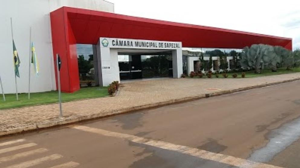 homenagem-postuma-emociona-vereadores-e-familiares-durante-sessao-na-camara-de-sapezal