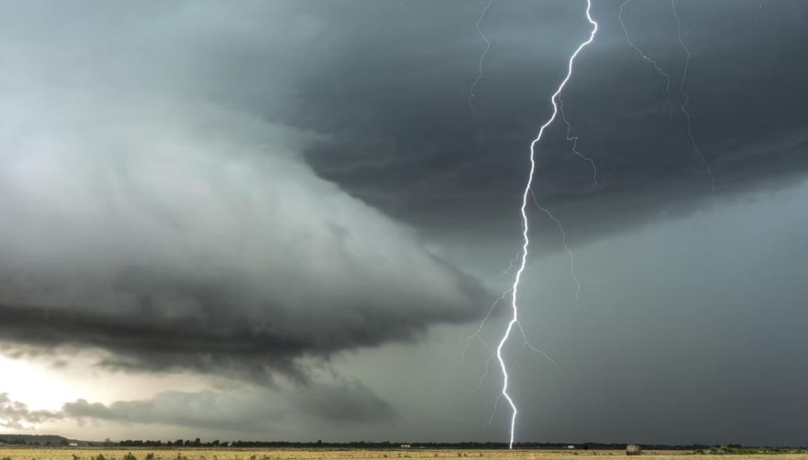 inmet-emite-alerta-de-tempestade-com-risco-de-granizo-para-campo-novo-do-parecis-e-regiao