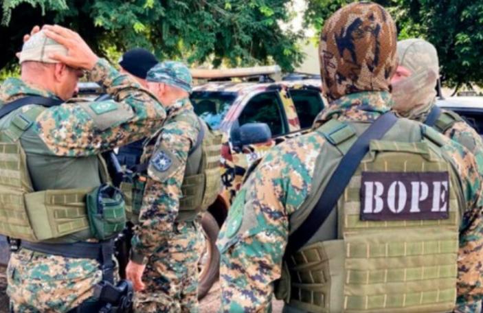 seguranca-tem-surto-psicologico-e-dispara-arma-dentro-da-5-ciretran-de-varzea-grande-ninguem-ficou-ferido