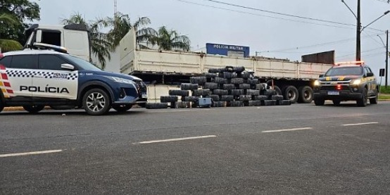 caminhoneiro-e-preso-com-mais-de-800-kg-de-drogas-em-nova-mutum