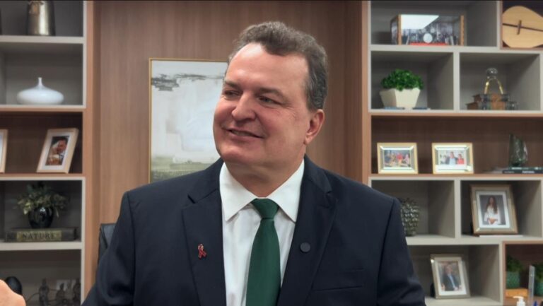 max-russi-afirma-confiar-plenamente-nas-decisoes-politicas-da-esposa-andreia-wagner-e-respeitara-qualquer-escolha