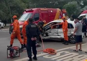 motorista-e-preso-apos-grave-acidente-na-avenida-do-cpa-deixar-tres-idosos-feridos-em-cuiaba