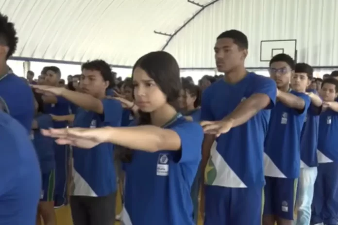 civico-militar.jpg-696x464